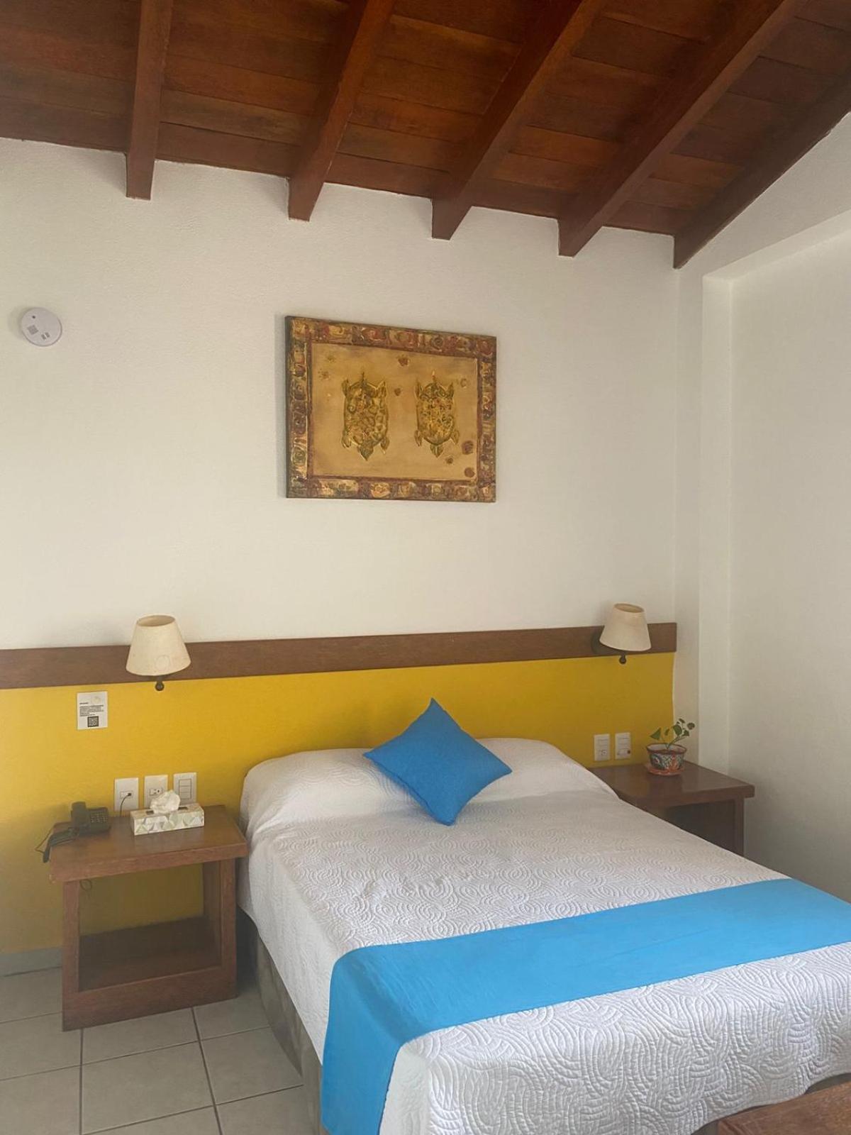 Hotel Pez Vela Manzanillo Eksteriør bilde